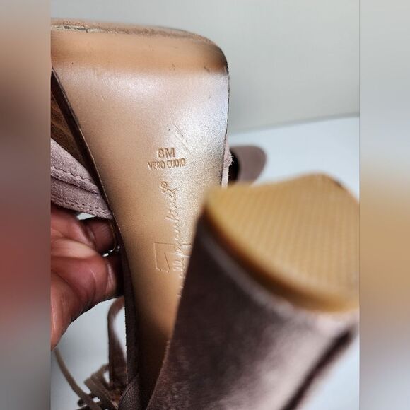 7 For All Mankind - Picture 9 of 11